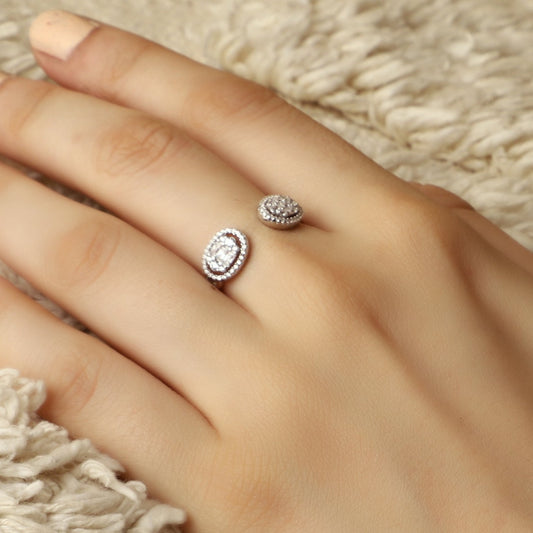 Baguette illusion Setting Adjustable Ring